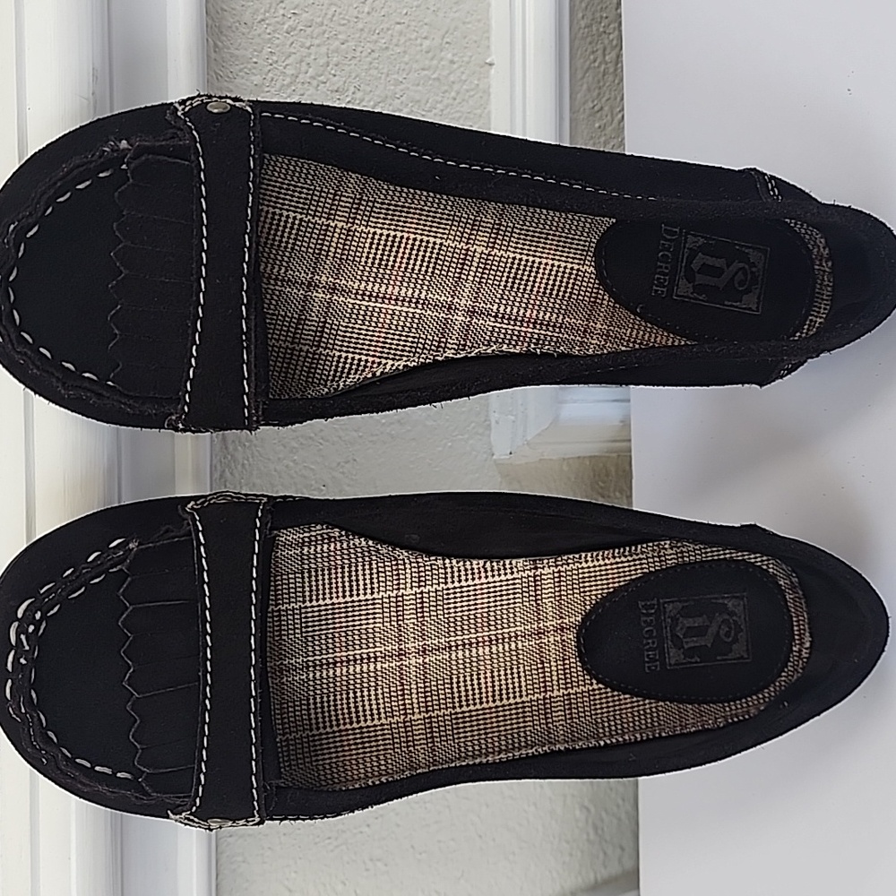 Decree Dark Brown Suede Women's Flats Loafers  Size 8.5